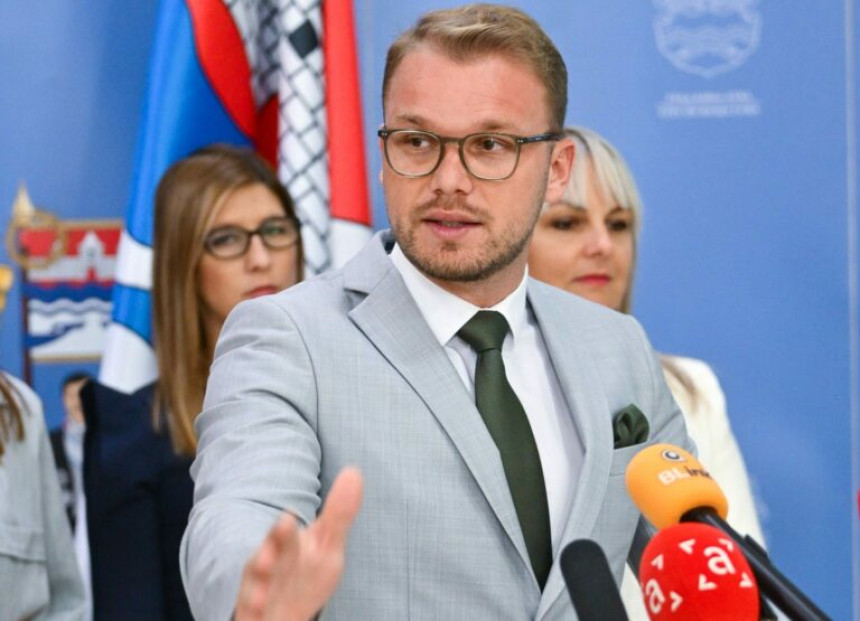 Stanivuković osudio pozivanje mladih na SNSD žurke