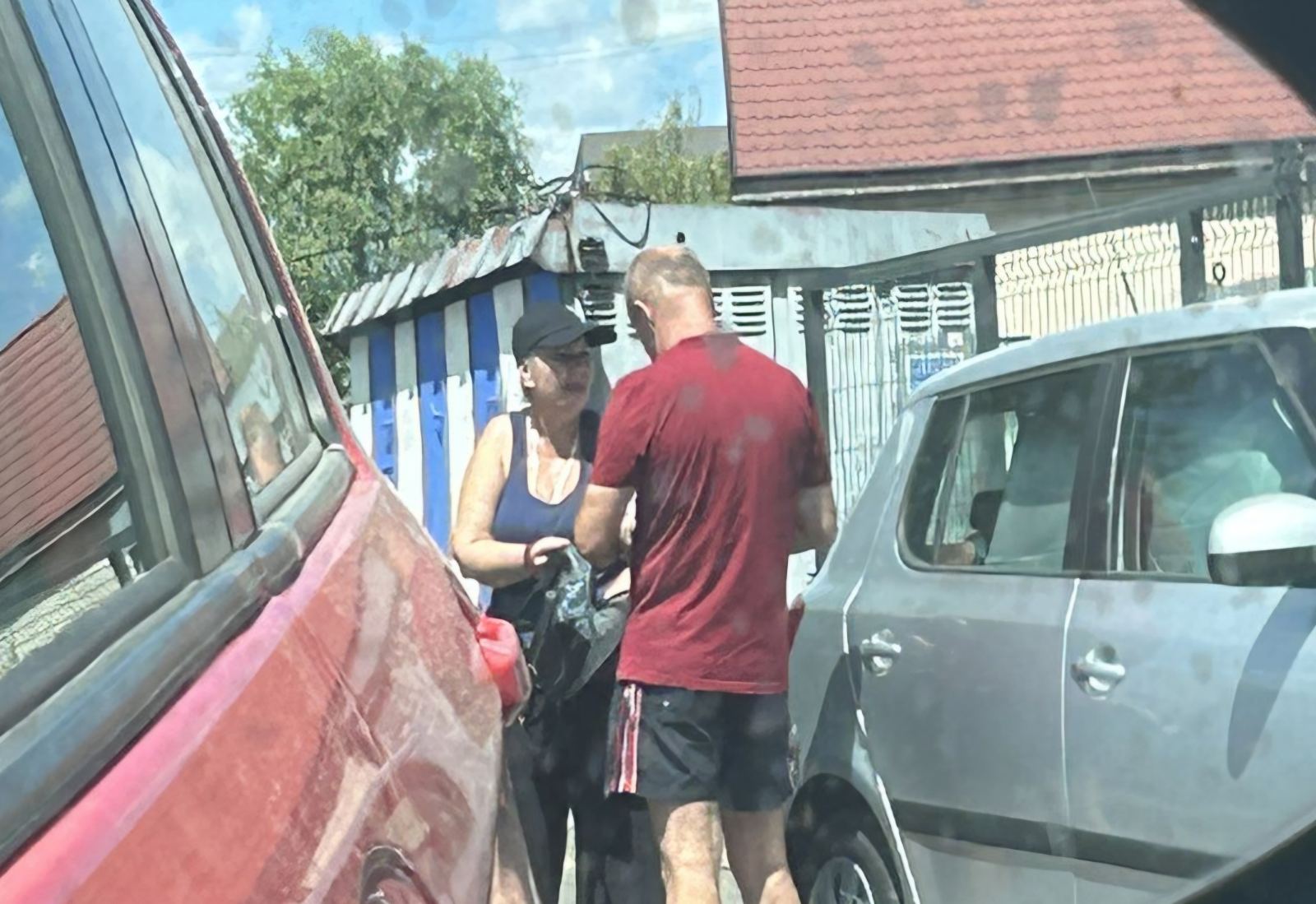 Više od dvije decenije velom tajne uvijen jedan porođaj u bijeljinskoj bolnici:  BOSILJKA TRAŽI SINA, NINA BRATA BLIZANCA! Više od dvije decenije velom tajne uvijen jedan porođaj u bijeljinskoj bolnici:  BOSILJKA TRAŽI SINA, NINA BRATA BLIZANCA!