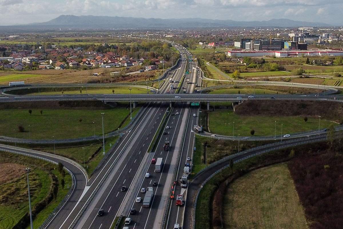 Oprezno vozite kroz Hrvatsku: Velika akcija policije, dižu dronove Oprezno vozite kroz Hrvatsku: Velika akcija policije, dižu dronove