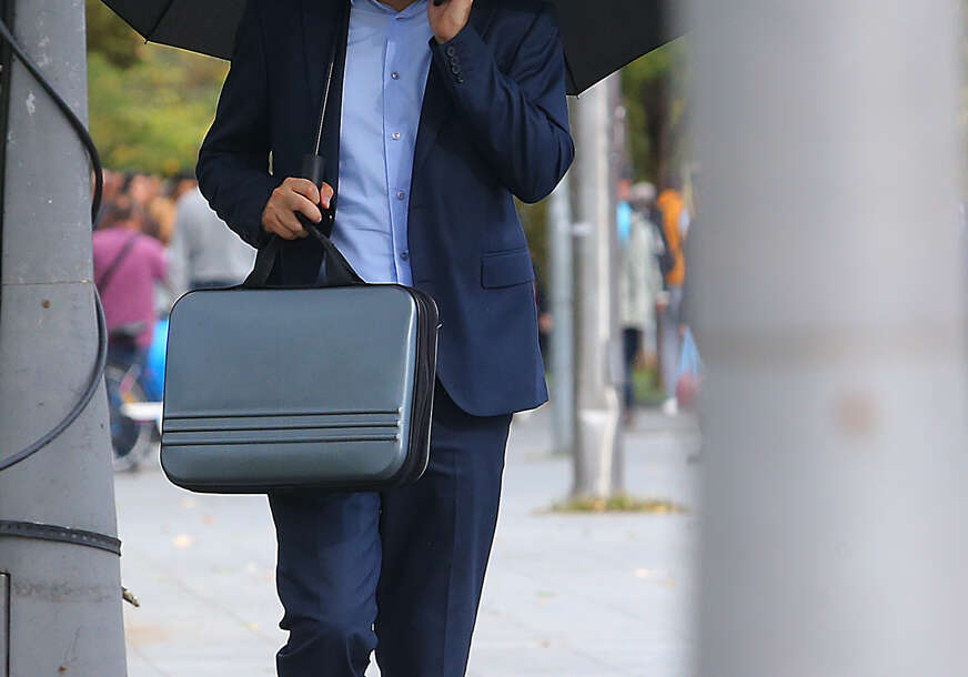 Kad svi rade odlično, bar na papiru: Nijedan državni službenik nije dobio „keca“, a 99 odsto njih ima najviše ocjene