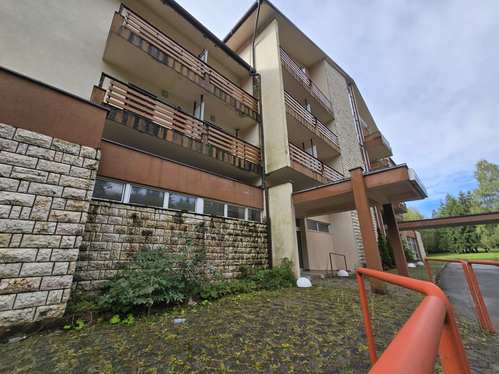Raspada se hotel za koji Vlada Srpske daje 20 miliona (FOTO+VIDEO)