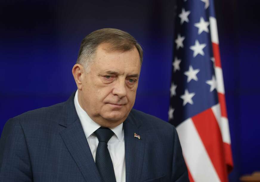 PRISTAO NA IGRU KOMPROMISA SA AMERIKOM „Dodik želi nagodbu sa Trampom koja bi odgovarala i njemu lično, ali i Srpskoj koja bi ostala DRŽAVA U DRŽAVI“