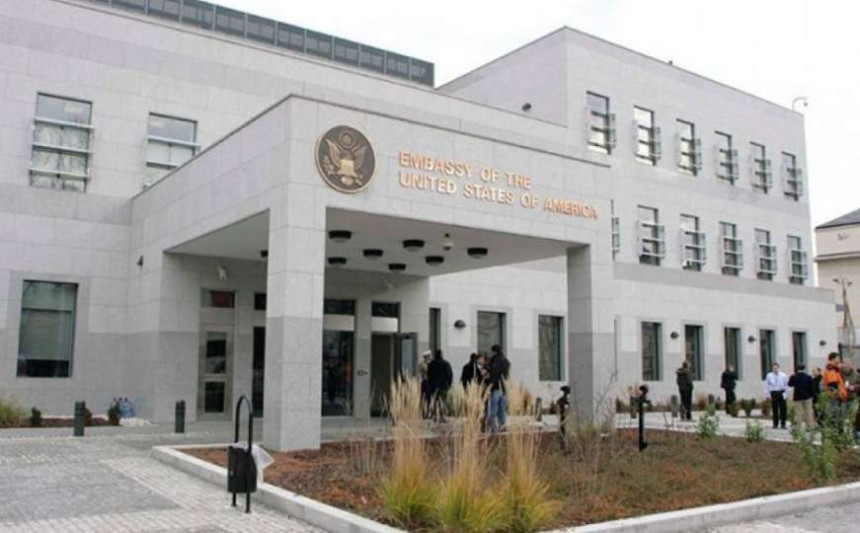 Ambasada SAD u Sarajevu prekida redovan rad