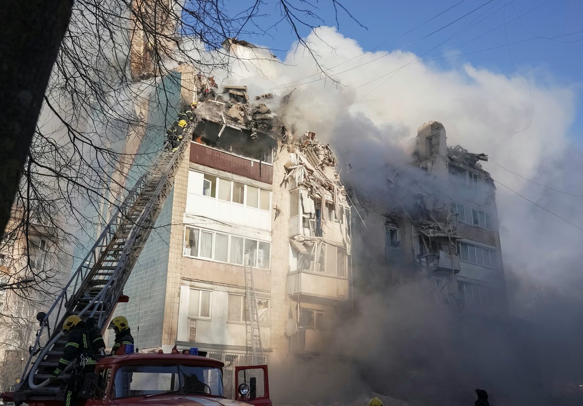 Portal: SAD i Rusija tajno rade na izradi plana za okončanje rata u Ukrajini, Kremlj odbio da komentariše