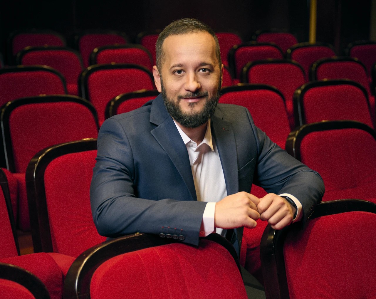 Teatar koji prati šta tišti društvo Teatar koji prati šta tišti društvo