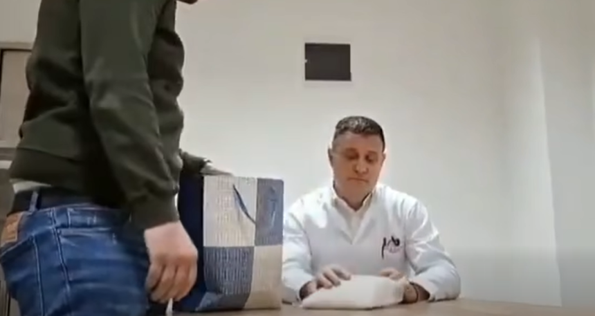 Direktor UKC-a Vlado Đajić umiješan u aferu „kokain“?! Direktor UKC-a Vlado Đajić umiješan u aferu „kokain“?!