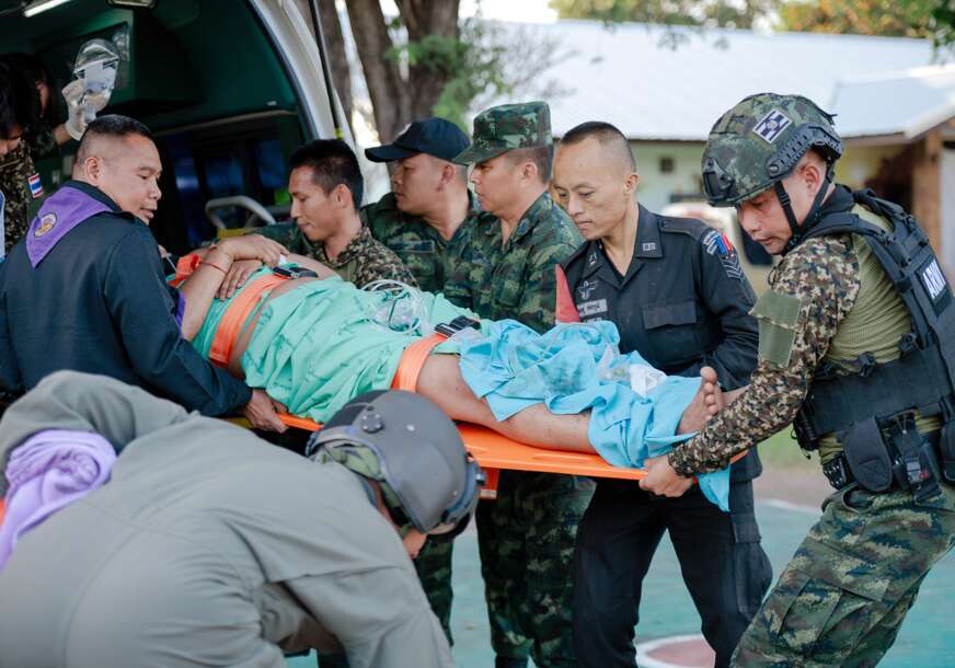 Tramp posredovao u PREKIDU VATRE: Tajland pokrenuo vazdušne napade DUŽ SPORNE GRANICE sa Kambodžom