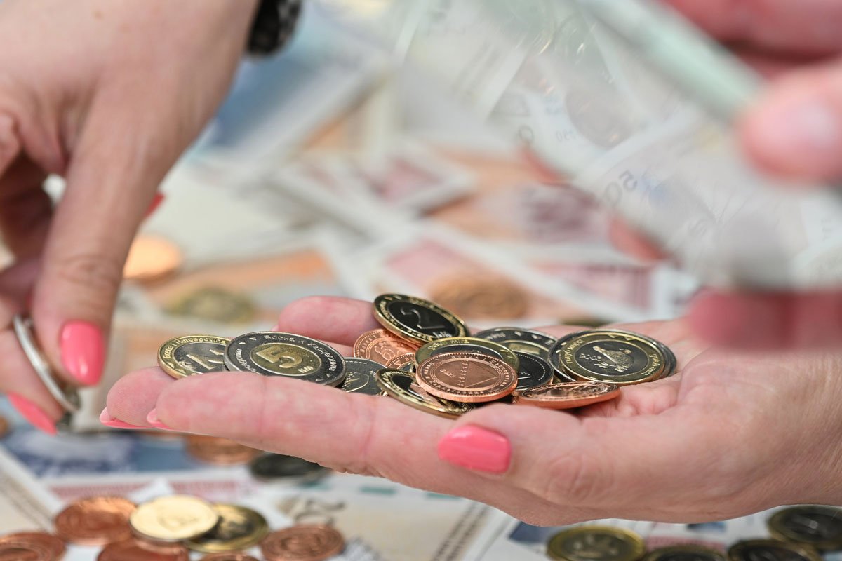 Vlada donijela i Odluku o najnižoj plati u Republici Srpskoj