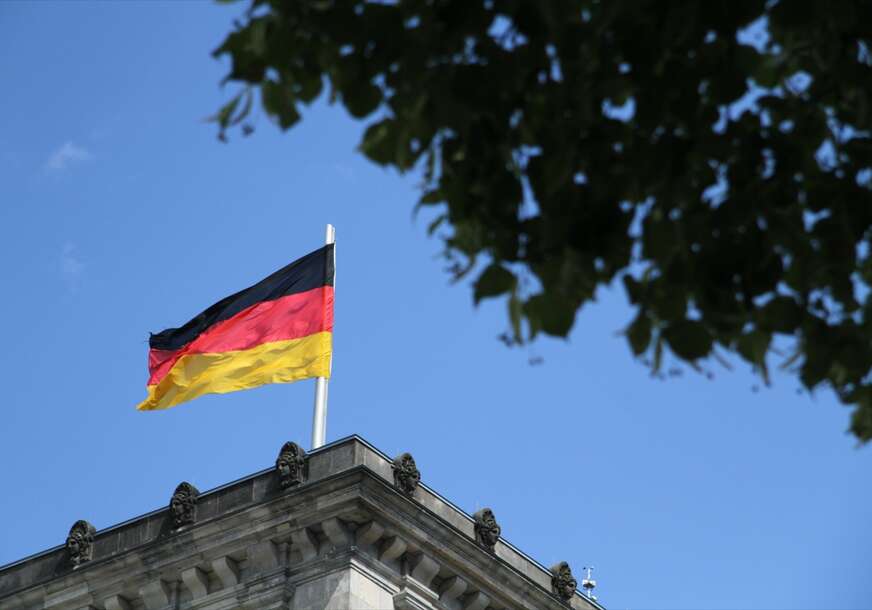 Jedan trik za VEĆU PLATU: Ukoliko planirate da radite u Njemačkoj ovo morate znati Jedan trik za VEĆU PLATU: Ukoliko planirate da radite u Njemačkoj ovo morate znati