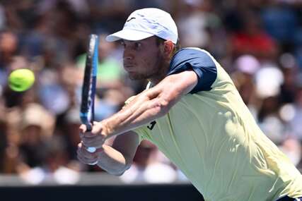 „Žao mi je što nisam uspio na kraju“ Kecmanović izgubio u prvom kolu Australijan Opena nakon 5 setova