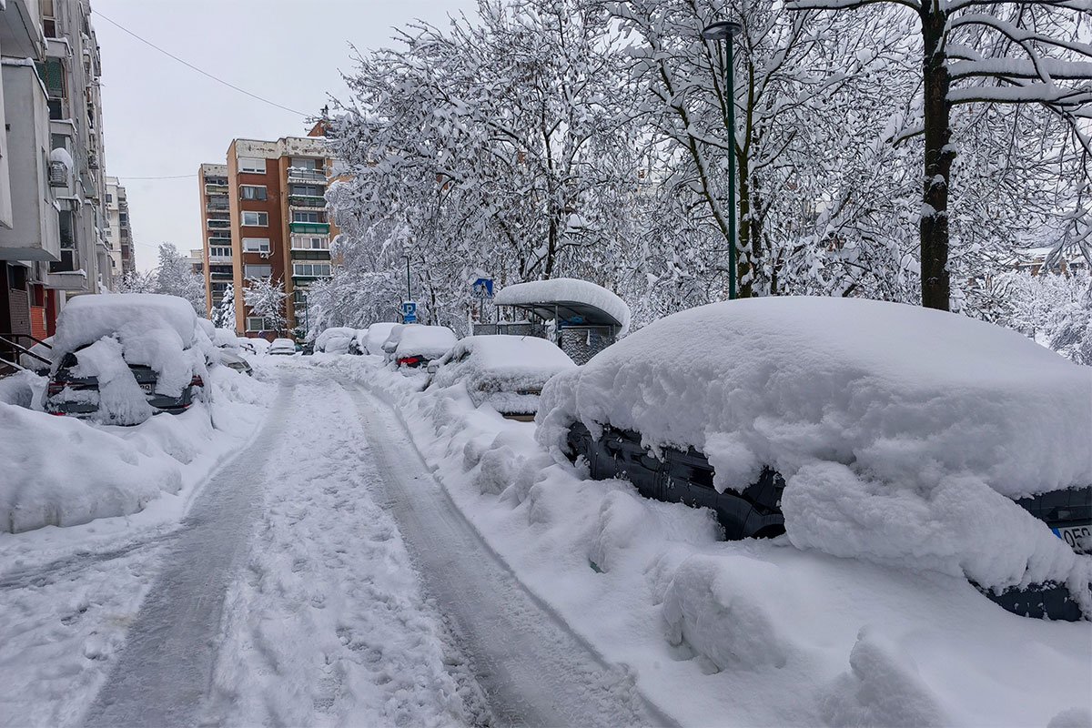 Par iz Sarajeva nasmijao region: „Kako spustiti trudnicu niz brdo“ (VIDEO)