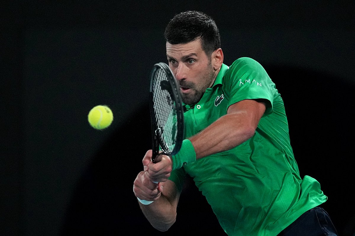 Đoković uz male probleme u četvrtom kolu AO (VIDEO) Đoković uz male probleme u četvrtom kolu AO (VIDEO)