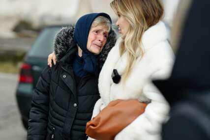 Riješili veliki problem srpskih povratnika: M:TEL DAJE NOVAC da se vrati linija Glamoč-Banjaluka Riješili veliki problem srpskih povratnika: M:TEL DAJE NOVAC da se vrati linija Glamoč-Banjaluka