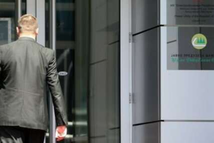 Bahatost u Šumama Srpske: Radnici na ČEKANJU, preduzeće u gubicima, a rukovodioci u restoranima