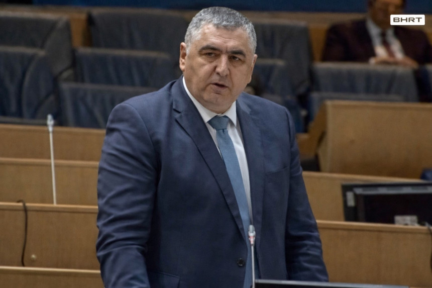 Stojanović: Napuštam DEMOS, nerado, ali mirne savjesti Stojanović: Napuštam DEMOS, nerado, ali mirne savjesti