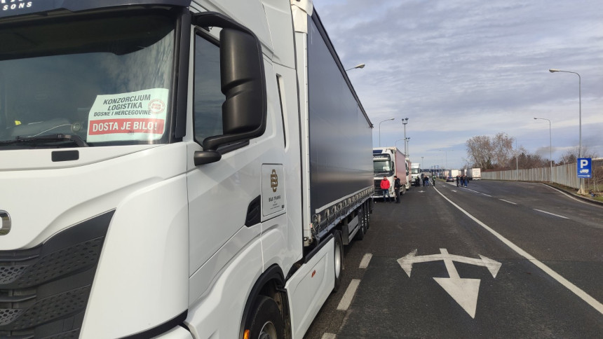 Blokada teretnog saobraćaja prema EU se nastavlja