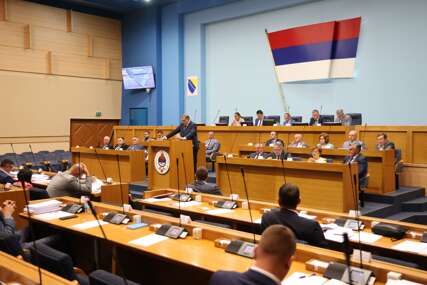 Posebne sjednice NS RS rezervisane za Dodika: Da li vlast bježi od rasprave o GORUĆIM PROBLEMIMA