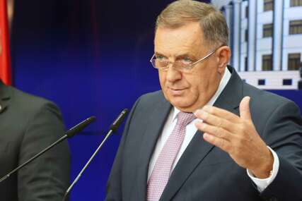 Treba li opozicija za isti sto s Dodikom Treba li opozicija za isti sto s Dodikom