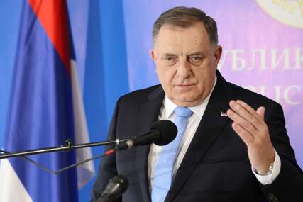 Dodik i dalje vedri i oblači: Pogledajte koje rješenje nudi NEZADOVOLJNIM MEDICINARIMA, a evo šta traže sestre i doktori