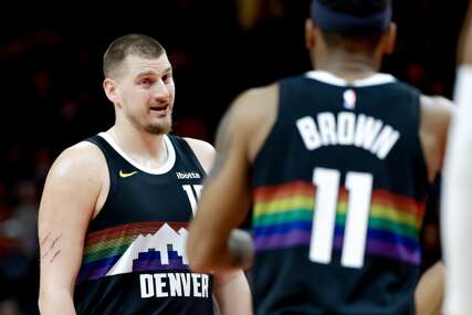 Alarm u Denveru: Nikola Jokić ponovo povrijeđe Alarm u Denveru: Nikola Jokić ponovo povrijeđe