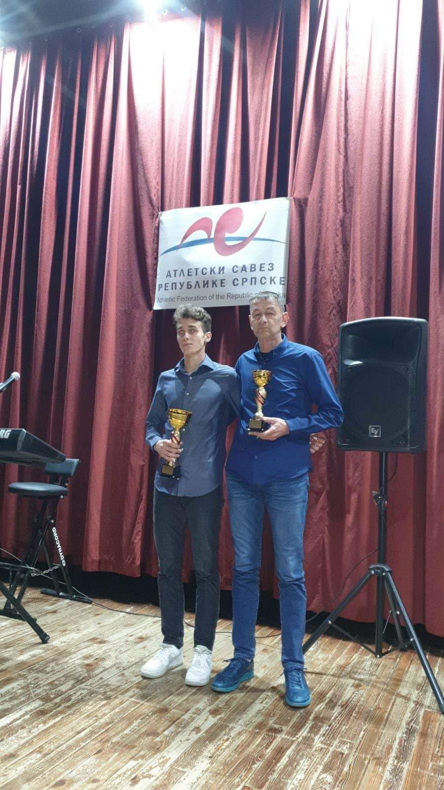 TRIJUMF SAK „ROGATICA“ I ŠKOLE ATLETIKE MIĆEVIĆ: Ćebić i Mićević laureati na „Večeri atletike“