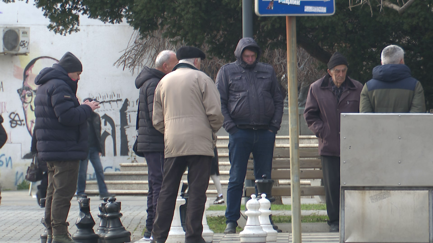 Zašto su penzije u Srpskoj povećane za 6,45 odsto, a u FBiH za 11,2 odsto? Zašto su penzije u Srpskoj povećane za 6,45 odsto, a u FBiH za 11,2 odsto?