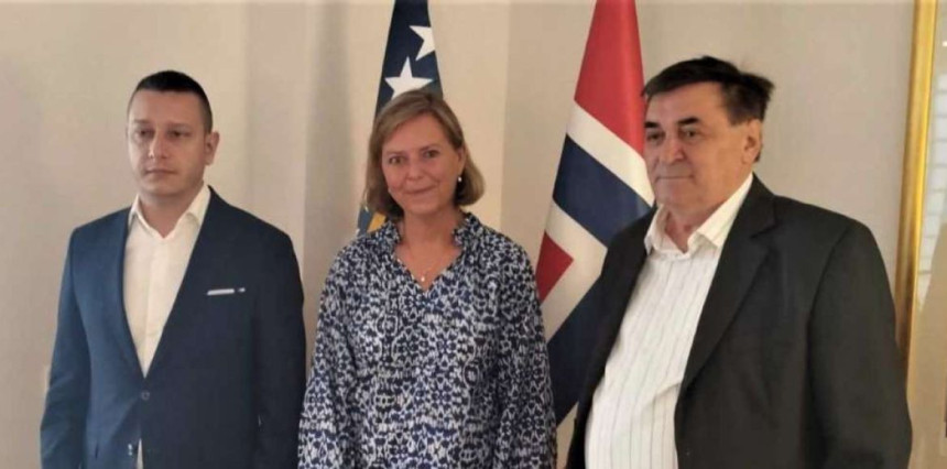 Na sjednici Savjeta ministara BiH u ponedeljak treba da se donese odluka o usvajanju Programa reformi BiH za prošlu godinu.