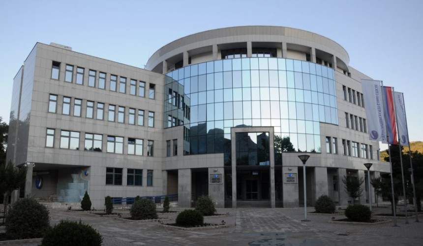 Građanima veći računi za struju, a „Elektroprivreda“ rasipa novac