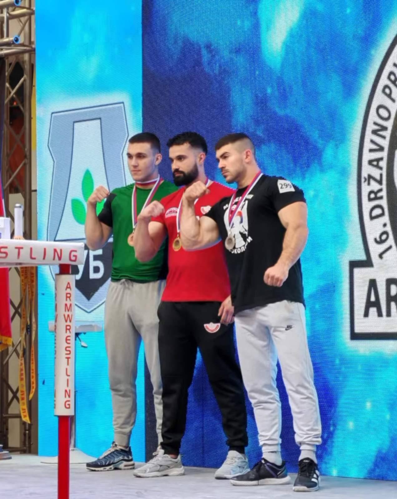 Despotović postigao dobre rezultate na Državnom prvenstvu Srbije u sportskom obaranju ruke