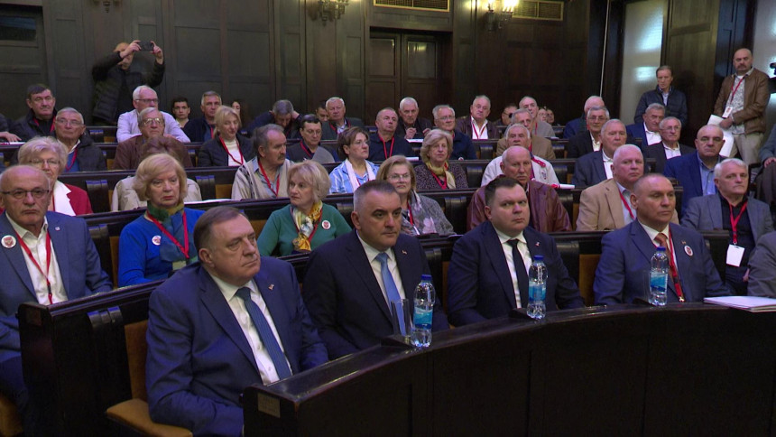 Patriote na baterije, koliko dopuniš toliko i rade! (VIDEO)