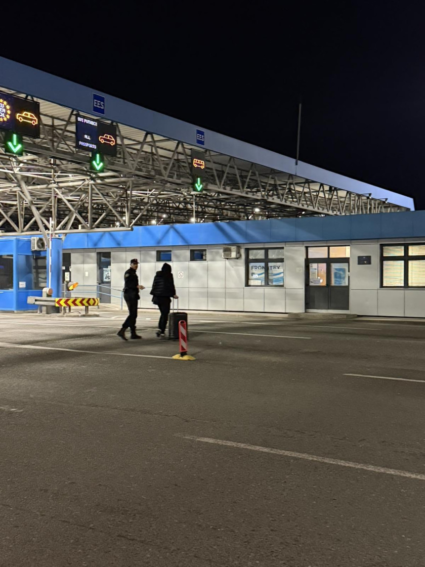 Hrvatska policija privela Stanivukovića na hrvatskom graničnom prelazu kod Gradiške