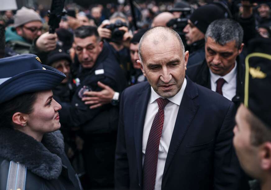 PUTINOV IGRAČ PREUZEO BUGARSKU Radev razbio rivale na izborima, Balkan strahuje od velikog zaokreta