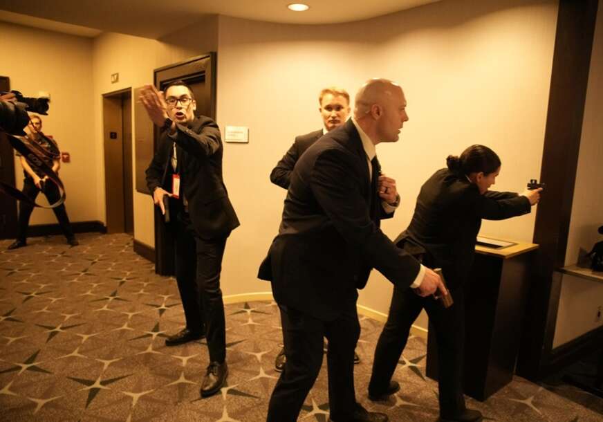 DO DETALJA OTKRIVENO KO SU METE Naoružan muškarac sačmaricom upao na Trampovu gala večeru, ubijena 4 predsjednika