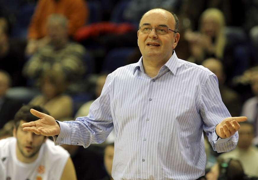 (FOTO) Nikad neće biti zaboravljen: Duško Vujošević dobio mural