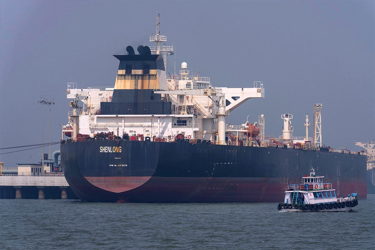 Objavljeno koliko će Iran zaraditi od prolaska brodova kroz Ormuski moreuz Objavljeno koliko će Iran zaraditi od prolaska brodova kroz Ormuski moreuz