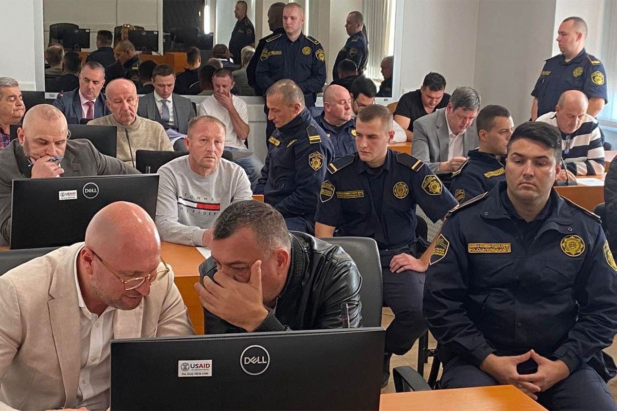 Nijedna kazna ni ostavka zbog zlostavljanja dvije djevojčice Nijedna kazna ni ostavka zbog zlostavljanja dvije djevojčice