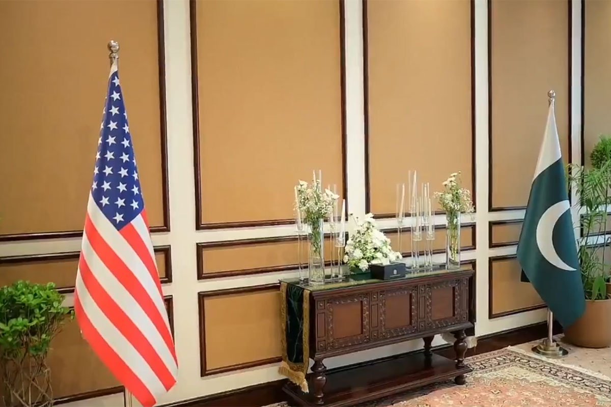 Pregovori pali nakon 21 sat: SAD i Iran bez dogovora, delegacije napustile Islamabad