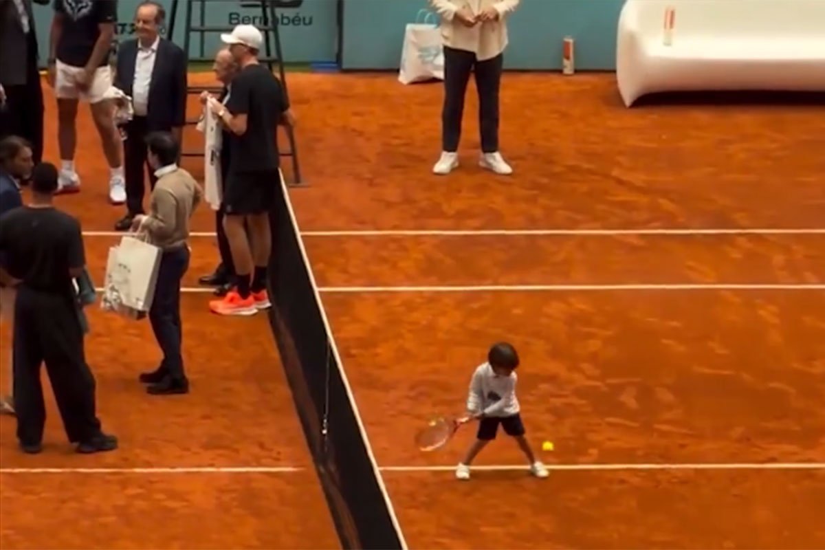 Nadalov sin hit na mrežama: Pogledajte kako igra tenis (VIDEO)