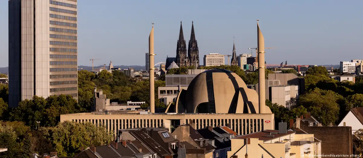 Njemačka: crkve se zatvaraju, džamije i hramovi se otvaraju Njemačka: crkve se zatvaraju, džamije i hramovi se otvaraju