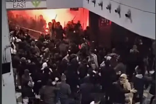 (VIDEO) Haos u Areni: Isplivao novi snimak tuče između navijača i žandarmerije