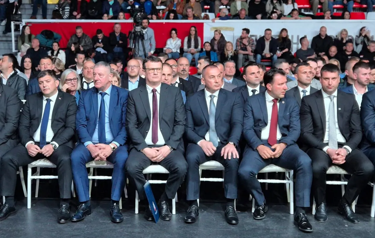 U Istočnom Sarajevu samo iz jedne opštine žele reći koliko savjetnika ima načelnik