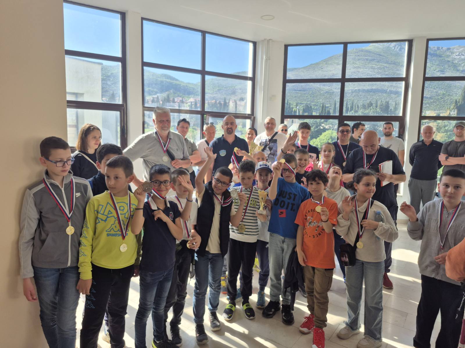 Šahovski praznik u Trebinju: Krunisani pobjednici u četiri kategorije