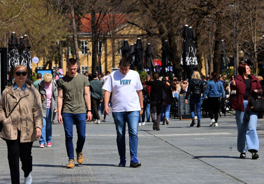 Da li je ovo konačno? Poznati meteorolog pomenuo kraj aprila i EKSTREMNU PROMJENU VREMENA Da li je ovo konačno? Poznati meteorolog pomenuo kraj aprila i EKSTREMNU PROMJENU VREMENA