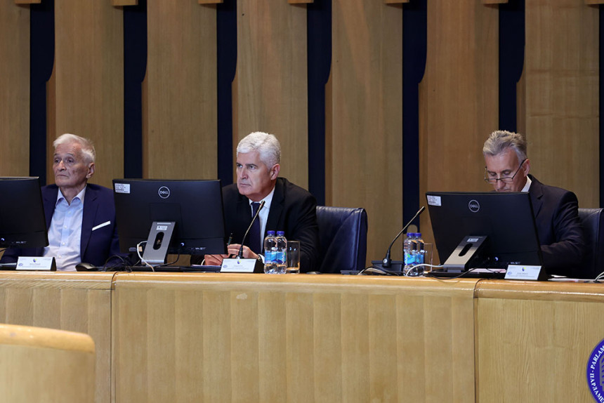 Blokiraju Dom naroda BiH iz vjerskih razloga – ništa od smanjenja akciza