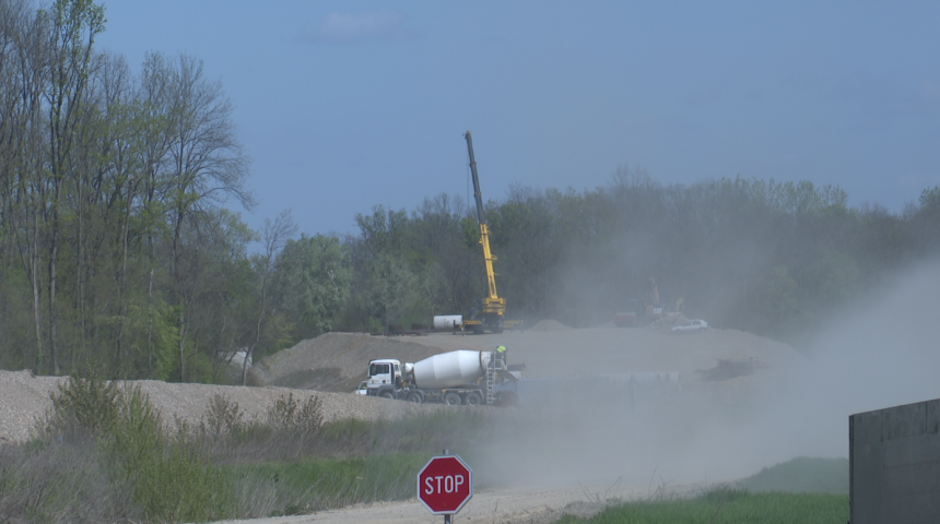 Srbija finansira, a Srpska zabušava sa izgradnjom dionice autoputa Bijeljina – Rača Srbija finansira, a Srpska zabušava sa izgradnjom dionice autoputa Bijeljina – Rača