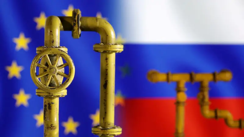 Energetska realnost jača od politike: Zašto EU ne pooštrava sankcije ruskoj nafti