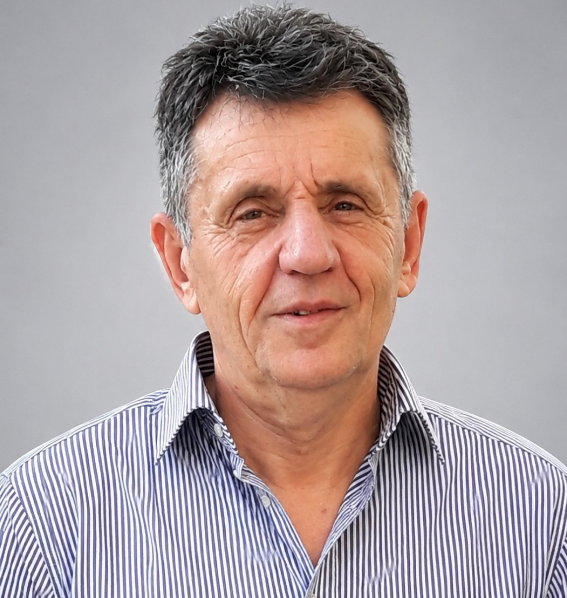 Bajina Bašta, Jadar, Srem i Republika Srpska opraštaju se od čuvenog profesora Nedeljka Neđe Matića (71): ČOVJEK SA SRCA DVA