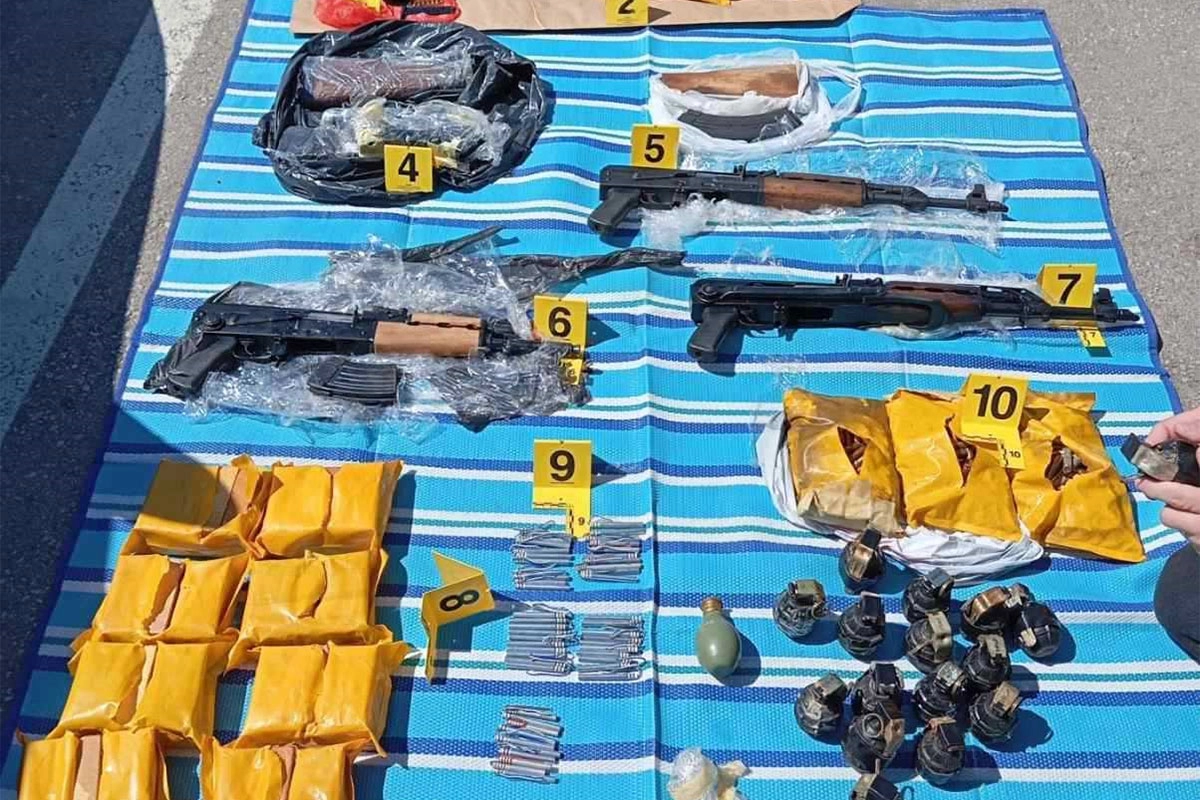 Hapšenje u Banjaluci: SIPA u stanu pronašla puške, snajper, bombe i detonatore