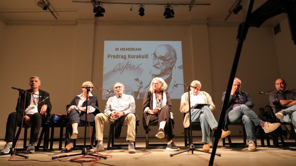 Aplauzi i naklon velikom Koraksu, beskompromisnom pobunjeniku koji nam je ulivao nadu i radio do poslednjeg daha
