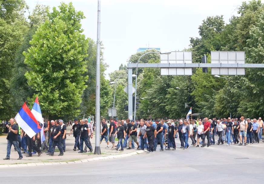 „SMIŠLJENA OBMANA“ Ratni veterani VRS traže POVLAČENJE Zakona o pravima boraca
